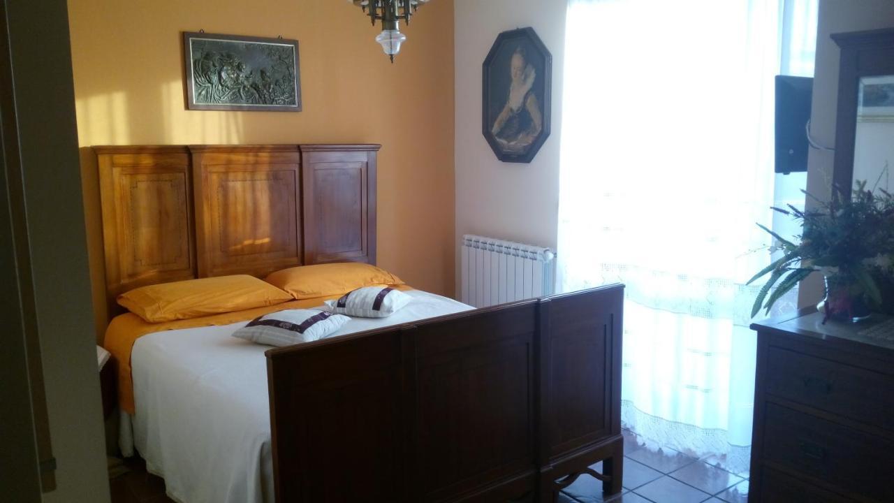 B&B Villa Carmen ซานตาเลสโซ ซิกูโล ภายนอก รูปภาพ