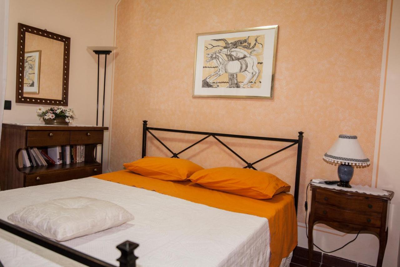 B&B Villa Carmen ซานตาเลสโซ ซิกูโล ภายนอก รูปภาพ