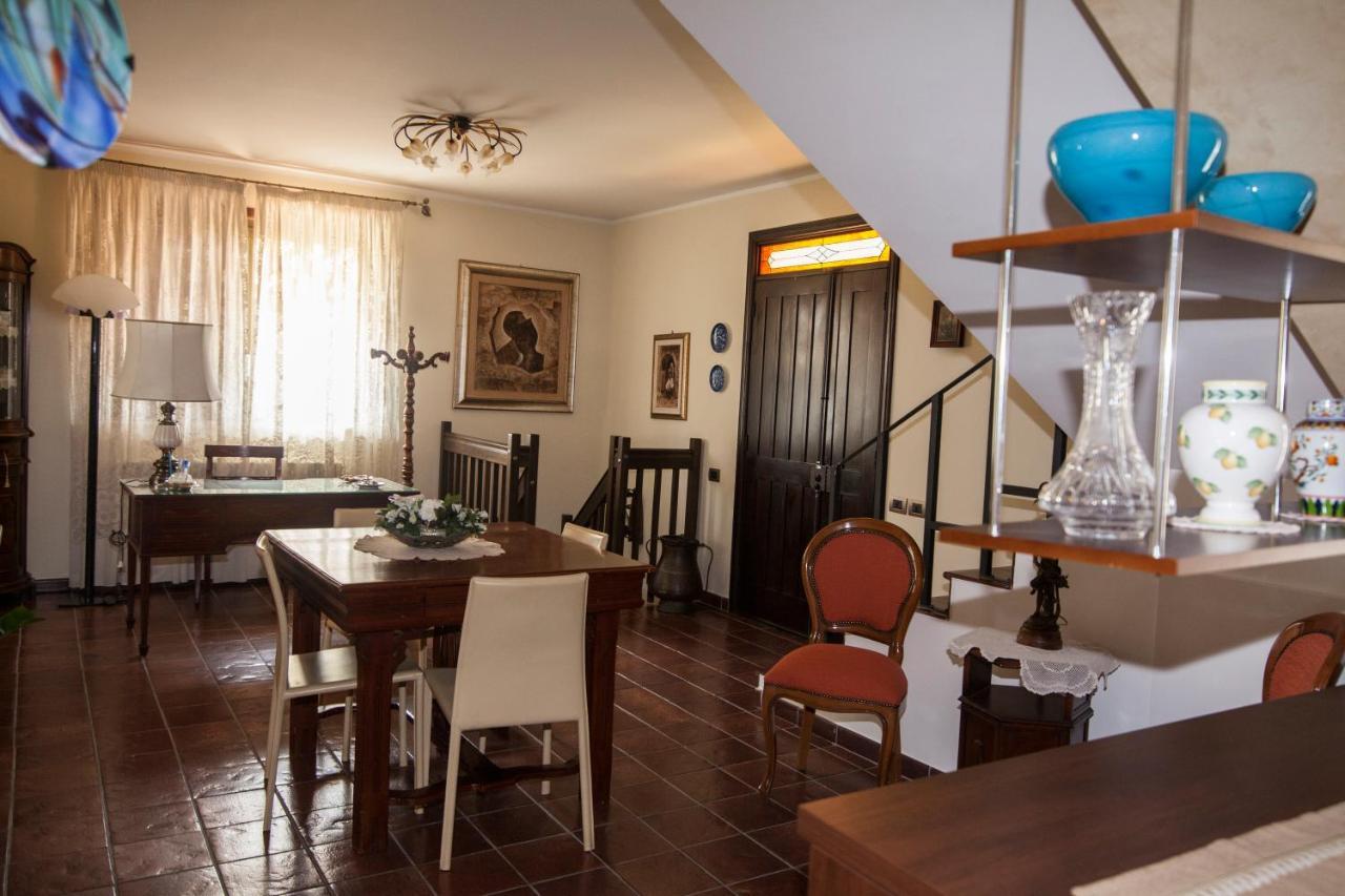B&B Villa Carmen ซานตาเลสโซ ซิกูโล ภายนอก รูปภาพ