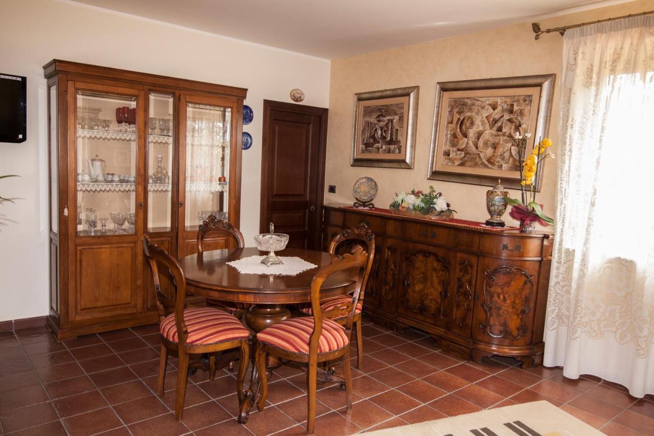 B&B Villa Carmen ซานตาเลสโซ ซิกูโล ภายนอก รูปภาพ