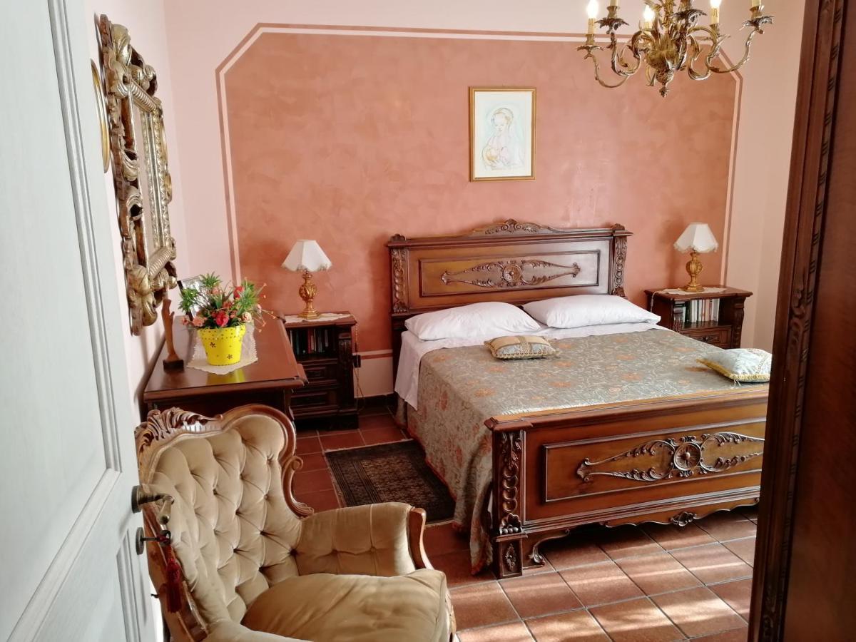 B&B Villa Carmen ซานตาเลสโซ ซิกูโล ภายนอก รูปภาพ